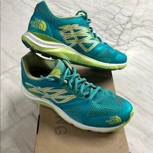 The North Face woman’s Hyper-track guide shoes size 8.5